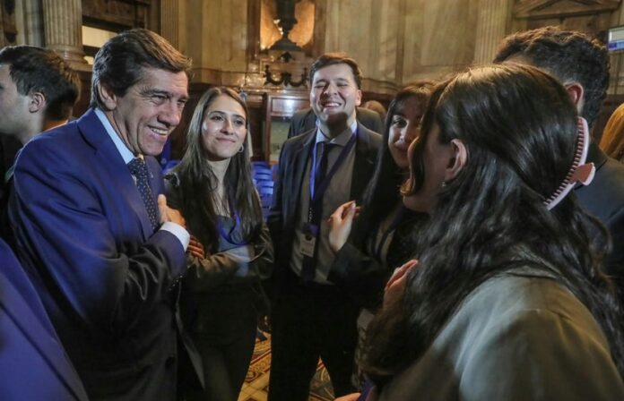 SADIRJOVENES